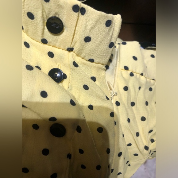 Zara - yellow with black poke dot asymmetrical skirt. Size M stretch - Picture 4 of 4